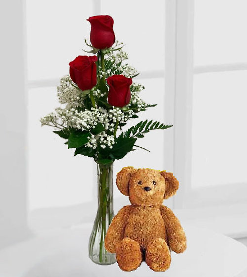 ROSES & A BEAR